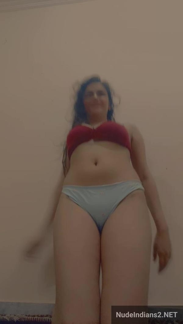 https://pub-5fcdf72a54cd4edbb03ec3edaa415a42.r2.dev/nakedleaks/desires_of_a_provocative_kanpur_muslim_wife/46.jpg