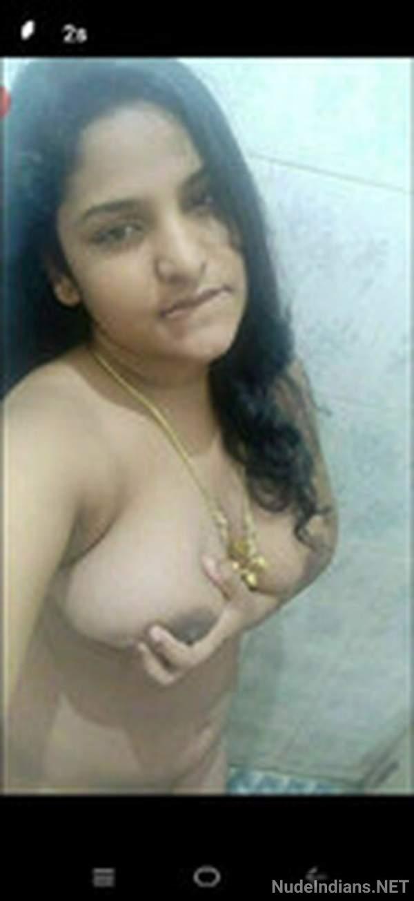 https://pub-5fcdf72a54cd4edbb03ec3edaa415a42.r2.dev/nakedleaks/desires_of_malayali_women_revealed_in_intimate_photos/20.jpg