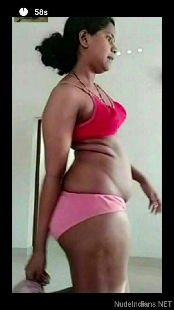 https://pub-5fcdf72a54cd4edbb03ec3edaa415a42.r2.dev/nakedleaks/desires_of_malayali_women_revealed_in_intimate_photos/22.jpg