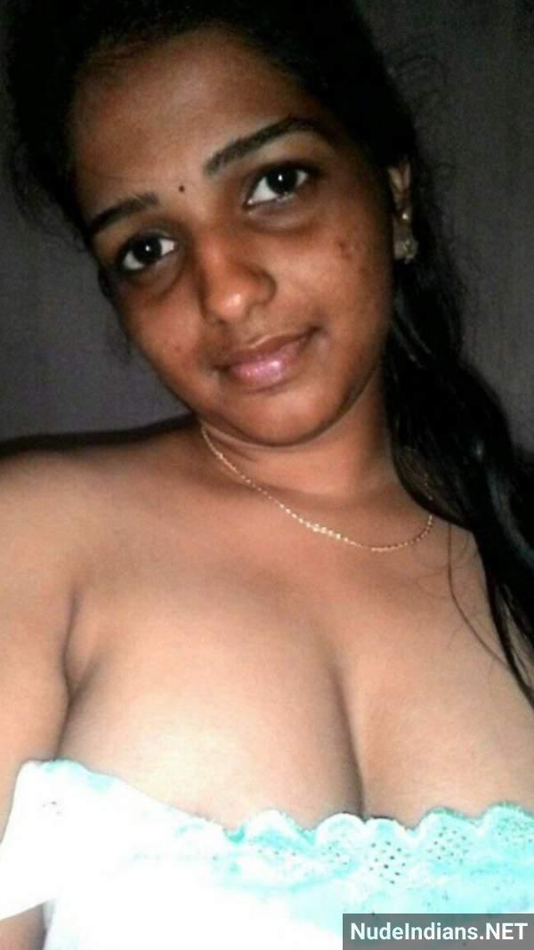 https://pub-5fcdf72a54cd4edbb03ec3edaa415a42.r2.dev/nakedleaks/desires_of_malayali_women_revealed_in_intimate_photos/36.jpg