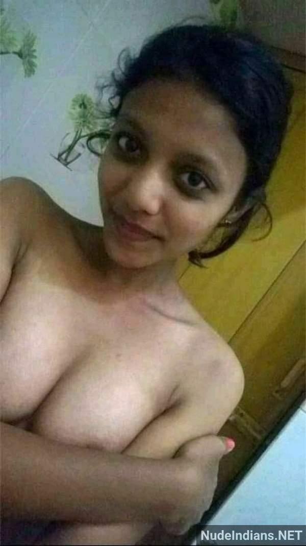 https://pub-5fcdf72a54cd4edbb03ec3edaa415a42.r2.dev/nakedleaks/desires_of_malayali_women_revealed_in_intimate_photos/40.jpg
