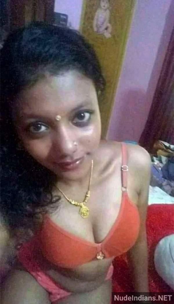 https://pub-5fcdf72a54cd4edbb03ec3edaa415a42.r2.dev/nakedleaks/desires_of_malayali_women_revealed_in_intimate_photos/43.jpg