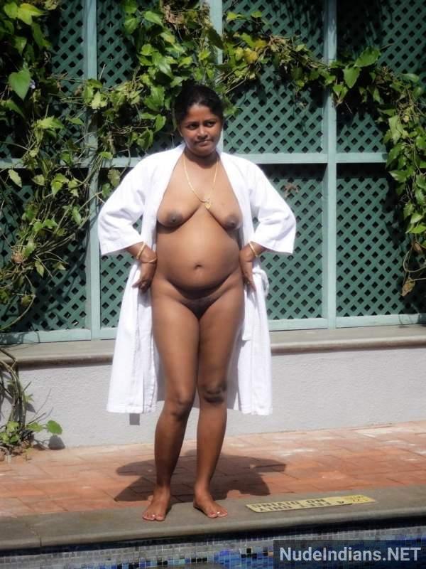 https://pub-5fcdf72a54cd4edbb03ec3edaa415a42.r2.dev/nakedleaks/desiring_kerala_wives_invite_your_attention/37.jpg