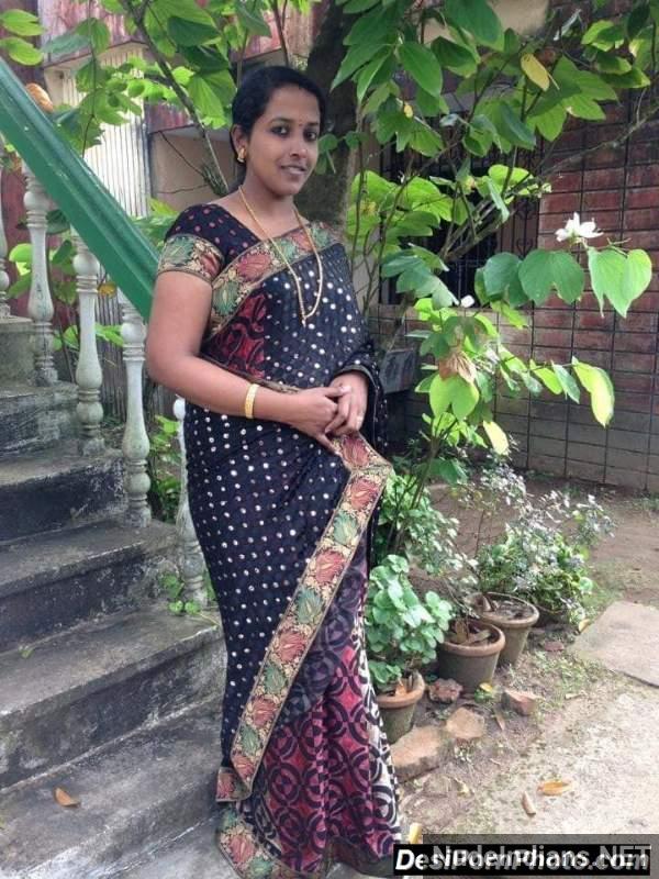 https://pub-5fcdf72a54cd4edbb03ec3edaa415a42.r2.dev/nakedleaks/desiring_kerala_wives_invite_your_attention/40.jpg