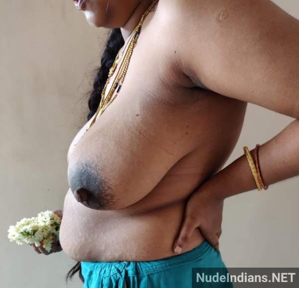 https://pub-5fcdf72a54cd4edbb03ec3edaa415a42.r2.dev/nakedleaks/desiring_kerala_wives_invite_your_attention/8.jpg