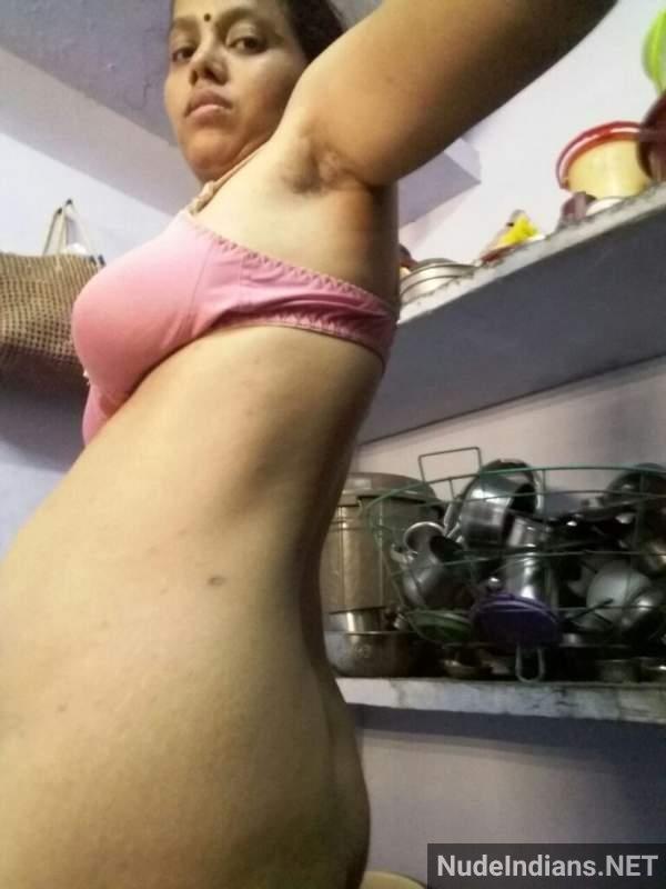 https://pub-5fcdf72a54cd4edbb03ec3edaa415a42.r2.dev/nakedleaks/desiring_tamil_wives_seek_local_sexual_encounters/24.jpg