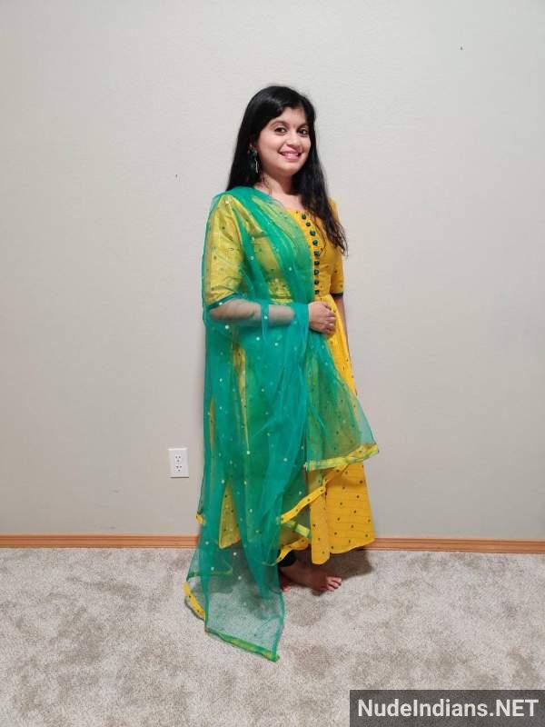 https://pub-5fcdf72a54cd4edbb03ec3edaa415a42.r2.dev/nakedleaks/desiring_tamil_wives_seek_local_sexual_encounters/32.jpg