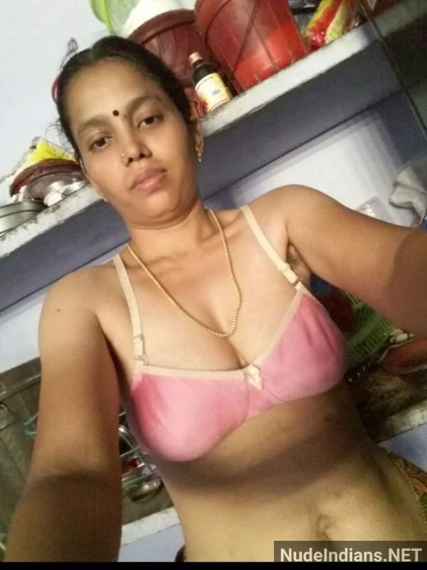 https://pub-5fcdf72a54cd4edbb03ec3edaa415a42.r2.dev/nakedleaks/desiring_tamil_wives_seek_local_sexual_encounters/40.jpg