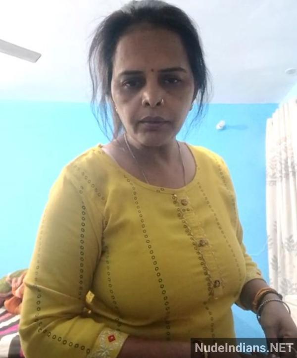 https://pub-5fcdf72a54cd4edbb03ec3edaa415a42.r2.dev/nakedleaks/discontent_sheetal_aunty_displays_large_bosoms_to_neighbor/11.jpg