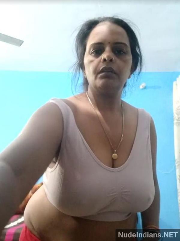 https://pub-5fcdf72a54cd4edbb03ec3edaa415a42.r2.dev/nakedleaks/discontent_sheetal_aunty_displays_large_bosoms_to_neighbor/3.jpg