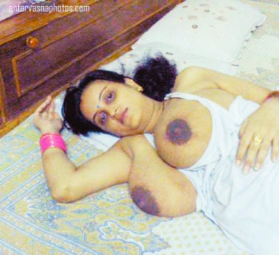 Displaying Beautiful Features: A Punjabi Wife's Allure