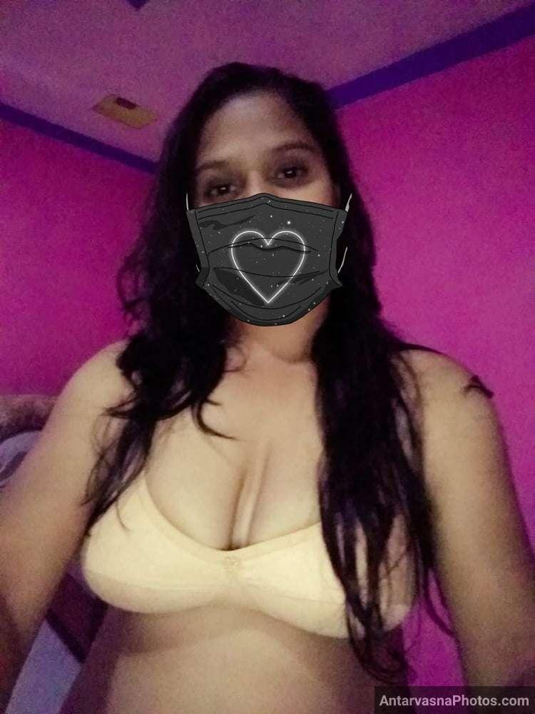 https://pub-5fcdf72a54cd4edbb03ec3edaa415a42.r2.dev/nakedleaks/doodhwale_ne_desi_bhabhi_ki_chut_me_chod_di_big_ass/1.jpg