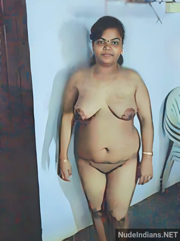 https://pub-5fcdf72a54cd4edbb03ec3edaa415a42.r2.dev/nakedleaks/elegant_desi_aunty_hd_nude_images_with_ample_bosom_and_buttocks/29.jpg