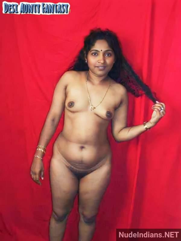 https://pub-5fcdf72a54cd4edbb03ec3edaa415a42.r2.dev/nakedleaks/elegant_desi_aunty_hd_nude_images_with_ample_bosom_and_buttocks/8.jpg