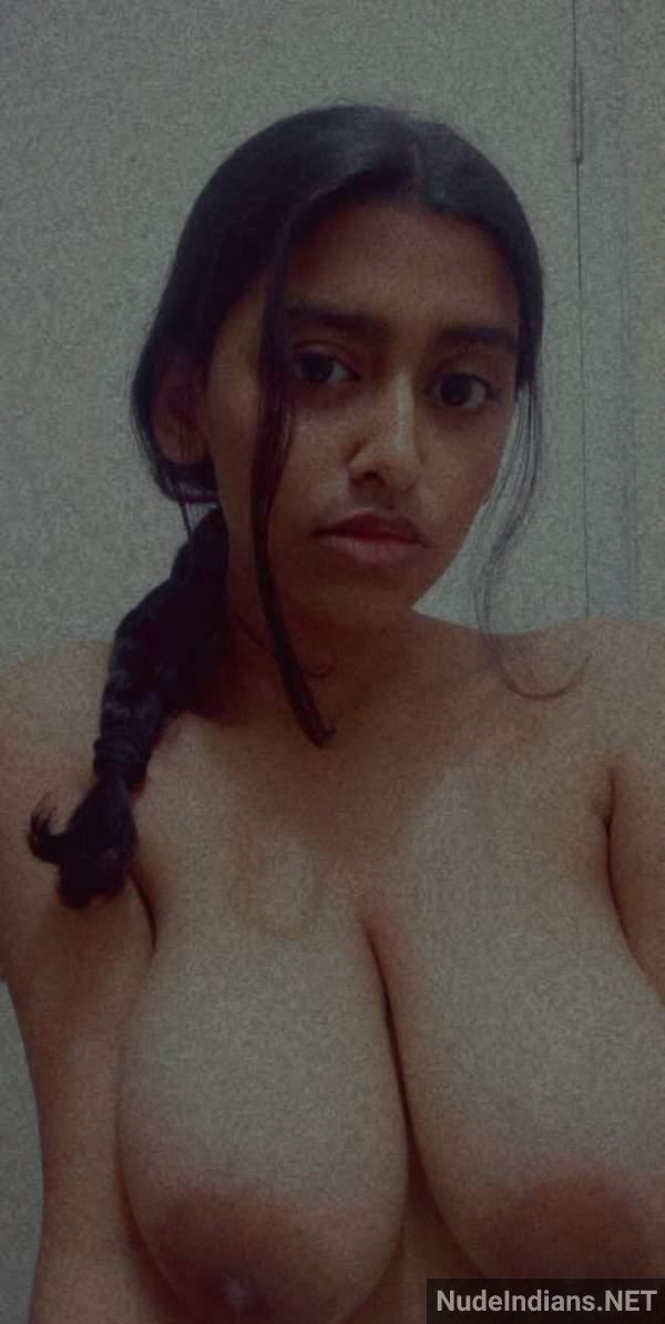 https://pub-5fcdf72a54cd4edbb03ec3edaa415a42.r2.dev/nakedleaks/elegant_sanjana_saba's_alluring_nude_poses/25.jpg