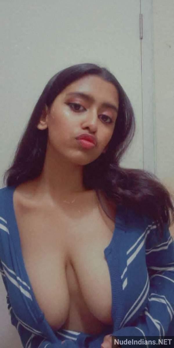 https://pub-5fcdf72a54cd4edbb03ec3edaa415a42.r2.dev/nakedleaks/elegant_sanjana_saba's_alluring_nude_poses/38.jpg