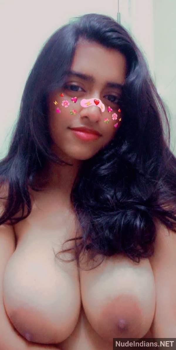 https://pub-5fcdf72a54cd4edbb03ec3edaa415a42.r2.dev/nakedleaks/elegant_sanjana_saba's_alluring_nude_poses/55.jpg