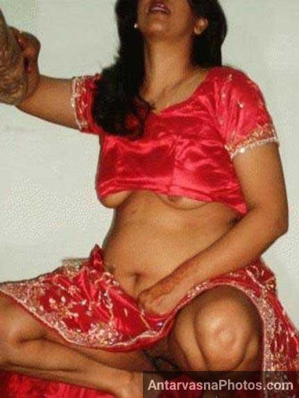 https://pub-5fcdf72a54cd4edbb03ec3edaa415a42.r2.dev/nakedleaks/eliminate_the_heat_in_an_indian_wife's_private_parts/1.jpg