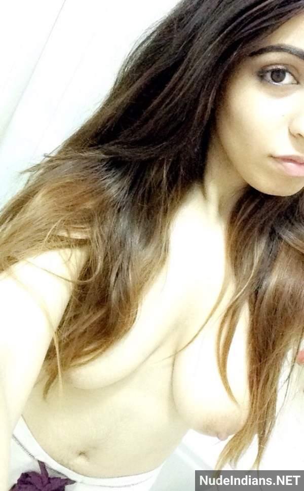 https://pub-5fcdf72a54cd4edbb03ec3edaa415a42.r2.dev/nakedleaks/encounter_with_anushka,_my_buxom_girlfriend/156.jpg