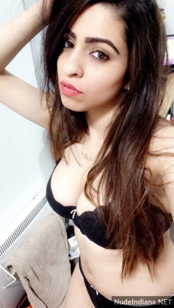 https://pub-5fcdf72a54cd4edbb03ec3edaa415a42.r2.dev/nakedleaks/encounter_with_anushka,_my_buxom_girlfriend/229.jpg