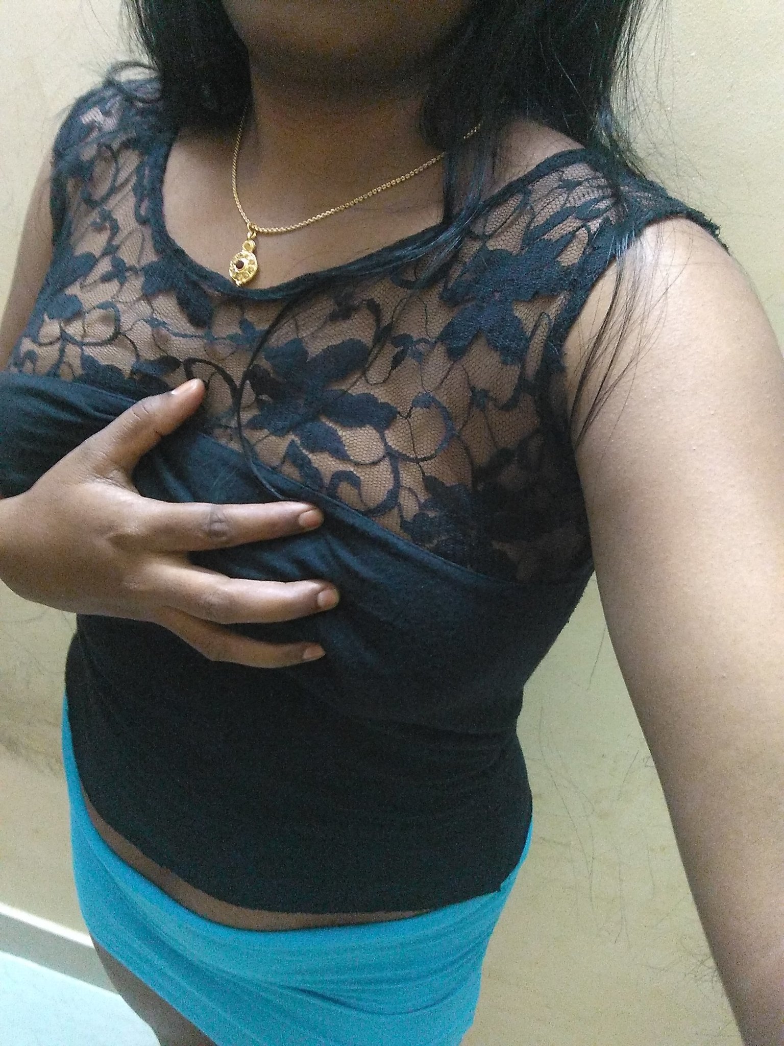 https://pub-5fcdf72a54cd4edbb03ec3edaa415a42.r2.dev/nakedleaks/engaging_in_intimate_activity_with_tamil_bhabhi's_lover/2.jpg