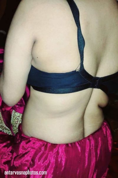 Enjoying the Pleasure of Chudai - Photos of a Sensual Bhabhi