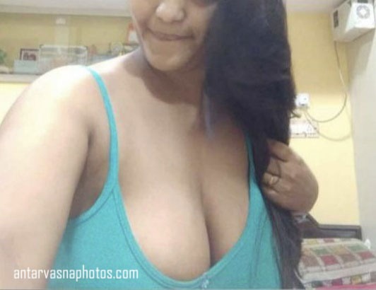 https://pub-5fcdf72a54cd4edbb03ec3edaa415a42.r2.dev/nakedleaks/enormous_bosom_bhabhi_photos/0.jpg