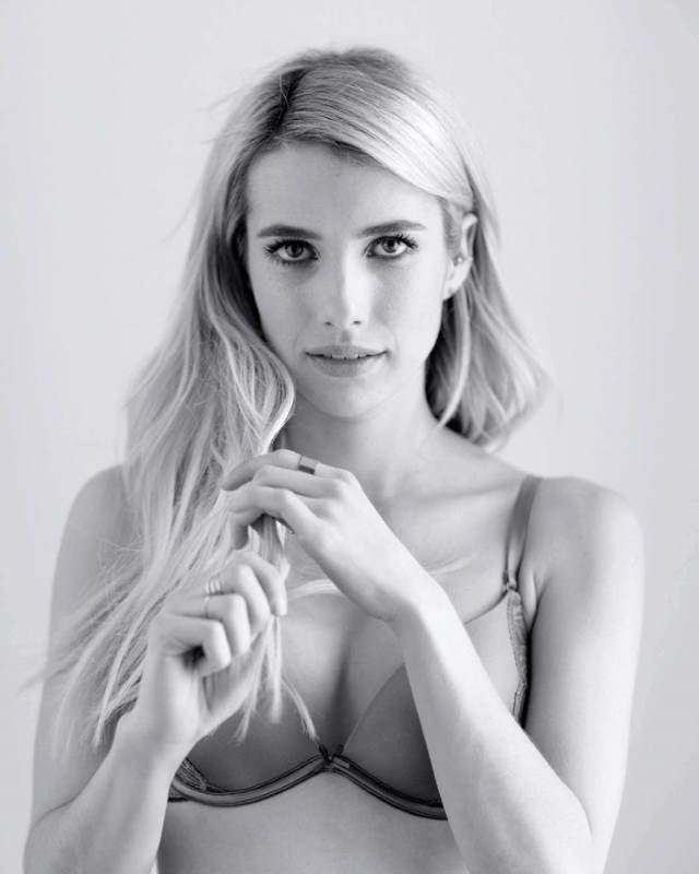 https://pub-5fcdf72a54cd4edbb03ec3edaa415a42.r2.dev/nakedleaks/erotic_images_of_emma_roberts_in_intimate_moments/0.jpg