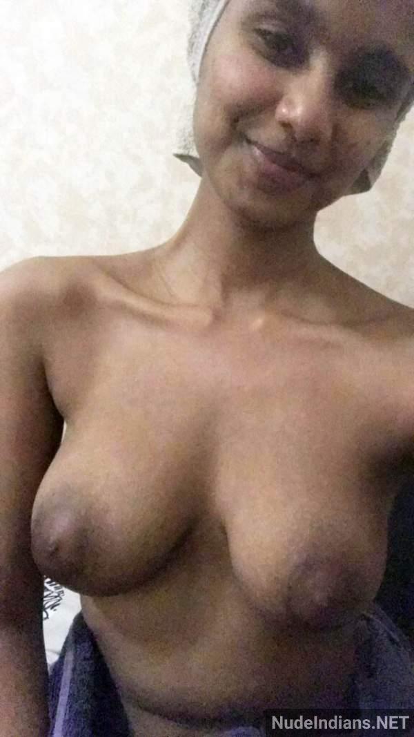 https://pub-5fcdf72a54cd4edbb03ec3edaa415a42.r2.dev/nakedleaks/erotic_images_of_married_south_indian_ladies_and_seductive_bhabhis/31.jpg