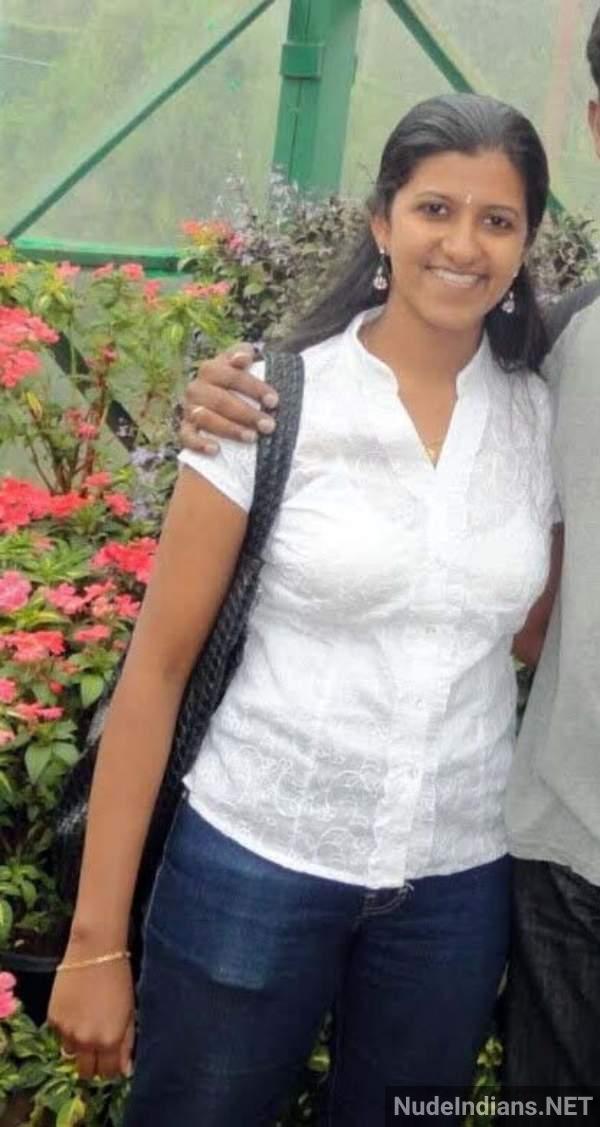 https://pub-5fcdf72a54cd4edbb03ec3edaa415a42.r2.dev/nakedleaks/erotic_images_of_married_south_indian_ladies_and_seductive_bhabhis/44.jpg