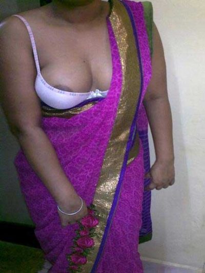 Exciting Pictures of Indian Bhabhi Housewives