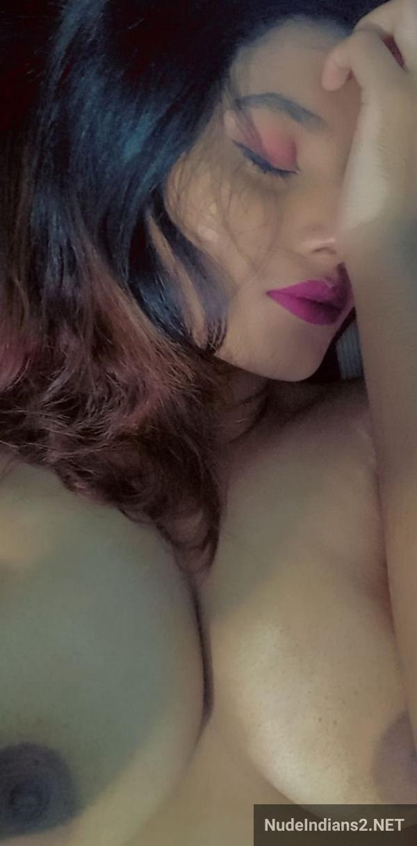 https://pub-5fcdf72a54cd4edbb03ec3edaa415a42.r2.dev/nakedleaks/exhibition_of_moushumi_sarkar's_nude_amateur_modelling_with_large_breasts/10.jpg