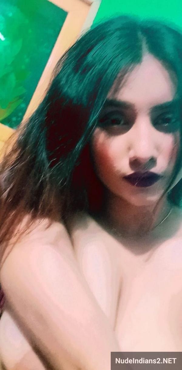 https://pub-5fcdf72a54cd4edbb03ec3edaa415a42.r2.dev/nakedleaks/exhibition_of_moushumi_sarkar's_nude_amateur_modelling_with_large_breasts/22.jpg