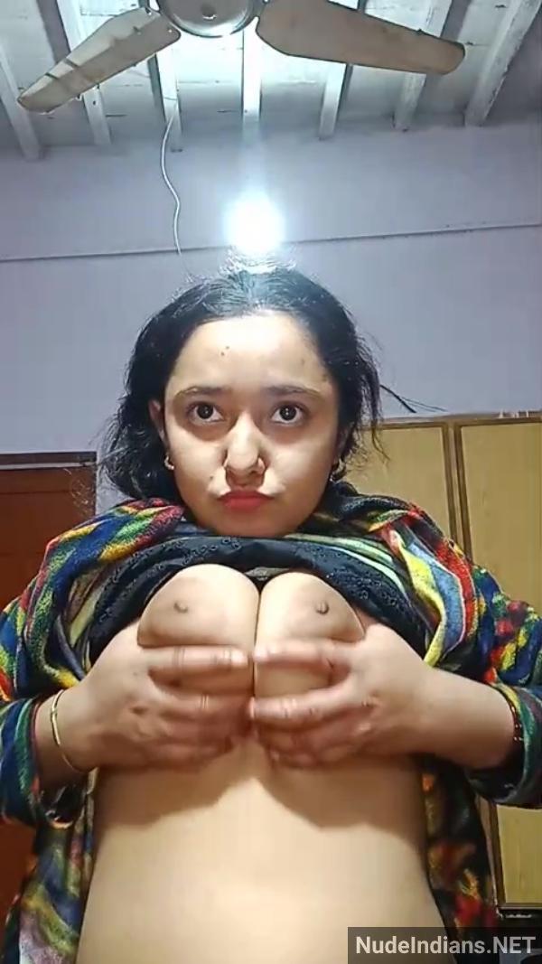 https://pub-5fcdf72a54cd4edbb03ec3edaa415a42.r2.dev/nakedleaks/exhibition_of_naked_paki_muslim_wife_in_solitary_act/20.jpg