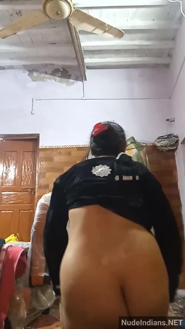 https://pub-5fcdf72a54cd4edbb03ec3edaa415a42.r2.dev/nakedleaks/exhibition_of_naked_paki_muslim_wife_in_solitary_act/30.jpg