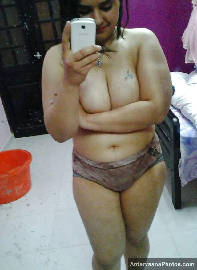 https://pub-5fcdf72a54cd4edbb03ec3edaa415a42.r2.dev/nakedleaks/exotic_indian_aunts_picture_compilation/14.jpg