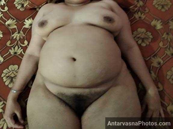 Exotic Indian Women with Plump Hairy Assets