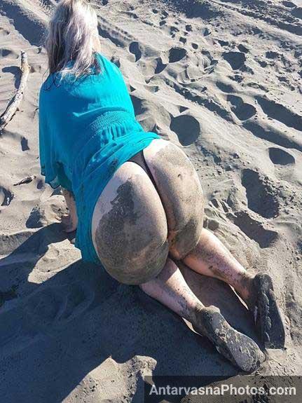 https://pub-5fcdf72a54cd4edbb03ec3edaa415a42.r2.dev/nakedleaks/experiencing_pleasure_in_foreign_waters/6.jpg