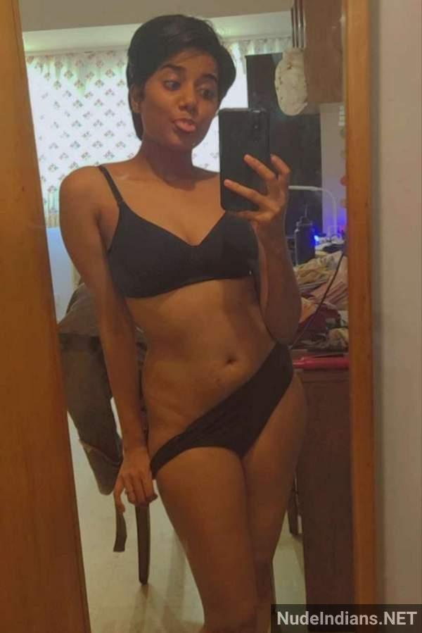 https://pub-5fcdf72a54cd4edbb03ec3edaa415a42.r2.dev/nakedleaks/explicit_display_of_college_girl's_intimate_body_parts/15.jpg