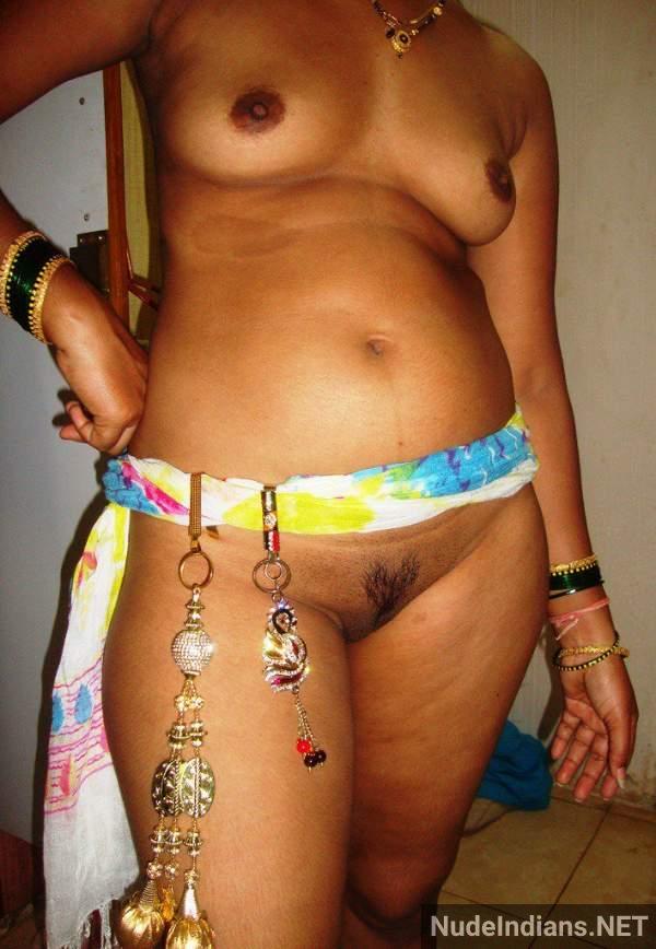 https://pub-5fcdf72a54cd4edbb03ec3edaa415a42.r2.dev/nakedleaks/explicit_images_of_desi_milfs_and_horny_bhabhis_seeking_intimacy/44.jpg