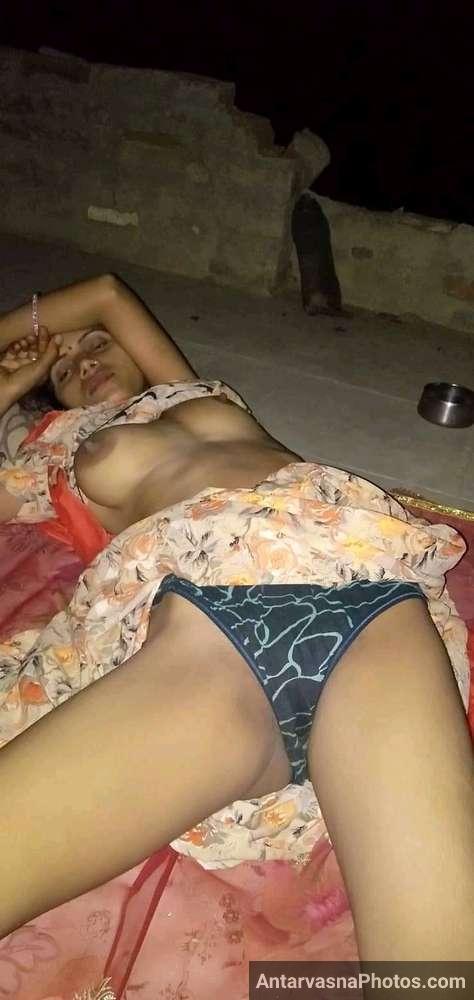 https://pub-5fcdf72a54cd4edbb03ec3edaa415a42.r2.dev/nakedleaks/explicit_pictures_of_rajasthani_native_wife's_intimate_encounter/1.jpg