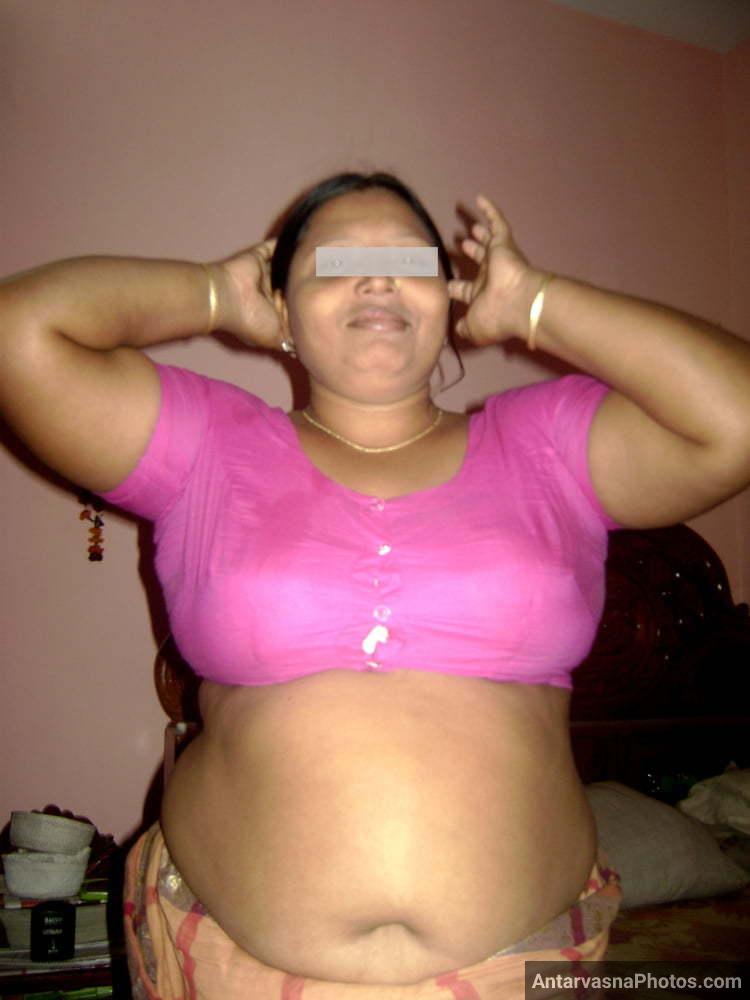 https://pub-5fcdf72a54cd4edbb03ec3edaa415a42.r2.dev/nakedleaks/exploration_of_busty_south_indian_aunt's_sensual_images/37.jpg