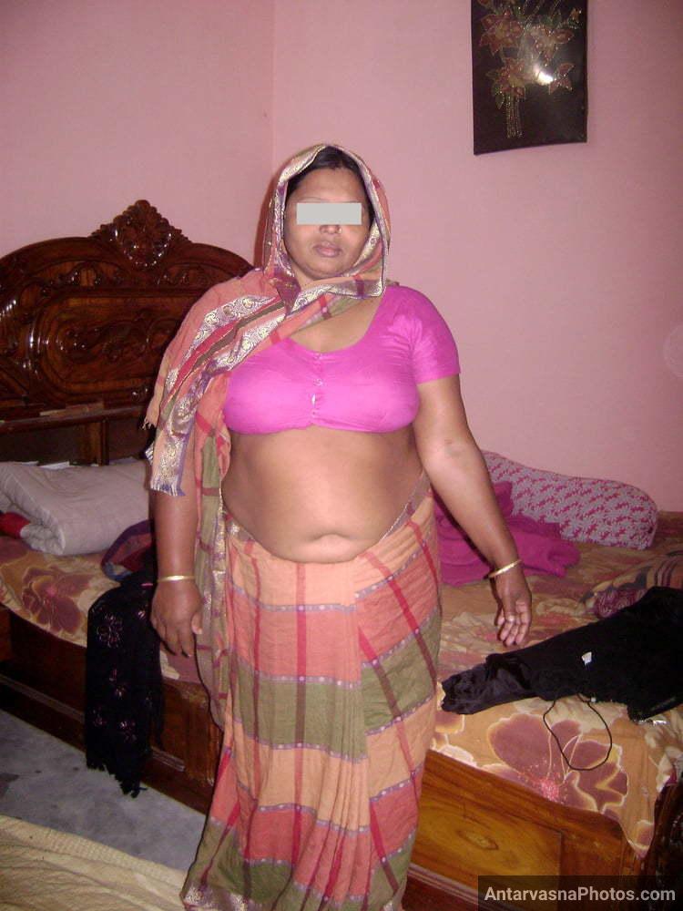 https://pub-5fcdf72a54cd4edbb03ec3edaa415a42.r2.dev/nakedleaks/exploration_of_busty_south_indian_aunt's_sensual_images/46.jpg