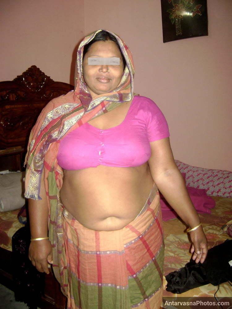 https://pub-5fcdf72a54cd4edbb03ec3edaa415a42.r2.dev/nakedleaks/exploration_of_busty_south_indian_aunt's_sensual_images/47.jpg