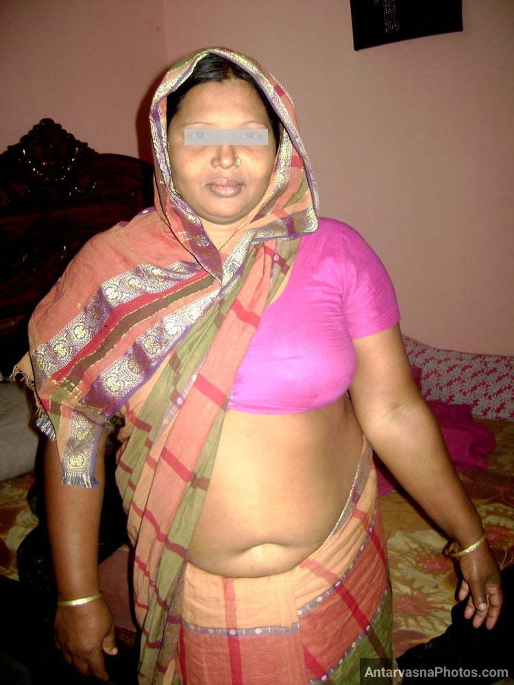 https://pub-5fcdf72a54cd4edbb03ec3edaa415a42.r2.dev/nakedleaks/exploration_of_busty_south_indian_aunt's_sensual_images/48.jpg