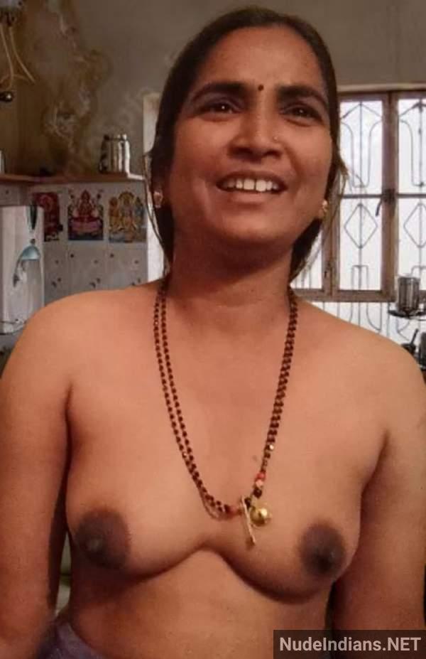https://pub-5fcdf72a54cd4edbb03ec3edaa415a42.r2.dev/nakedleaks/exploration_of_intimate_moments_with_mature_karnataka_aunty/56.jpg