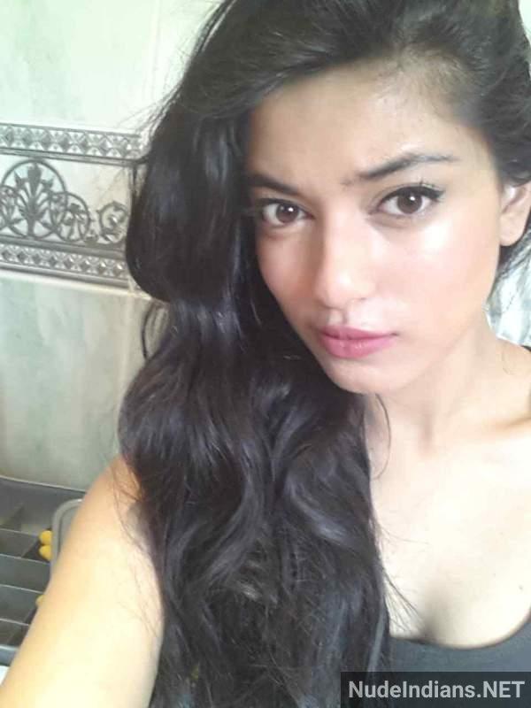 https://pub-5fcdf72a54cd4edbb03ec3edaa415a42.r2.dev/nakedleaks/explore_desi_girls_and_bhabhis_showing_off_nude/52.jpg