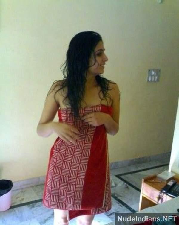 https://pub-5fcdf72a54cd4edbb03ec3edaa415a42.r2.dev/nakedleaks/explore_erotic_indian_porn_gallery_featuring_beautiful_nude_girls/61.jpg