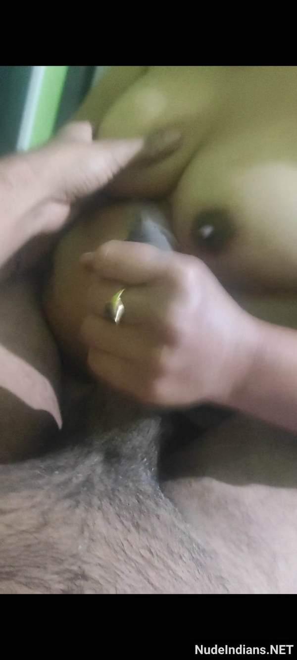https://pub-5fcdf72a54cd4edbb03ec3edaa415a42.r2.dev/nakedleaks/explore_sensual_desi_couple_photography_in_hindi/24.jpg