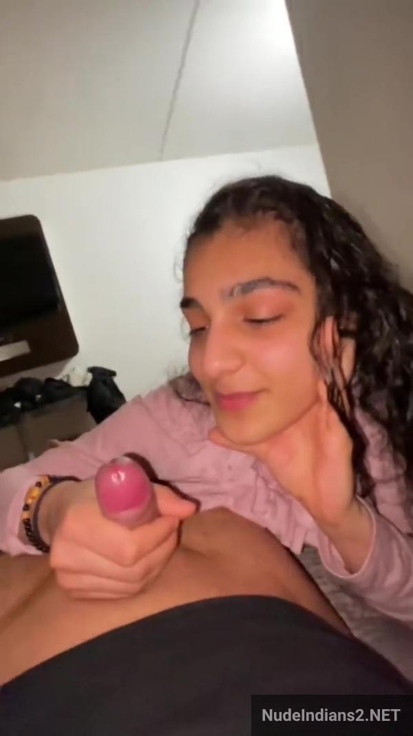 https://pub-5fcdf72a54cd4edbb03ec3edaa415a42.r2.dev/nakedleaks/exploring_first_blowjob_experience_with_my_innocent_punjabi_girlfriend_surleen_kaur/36.jpg